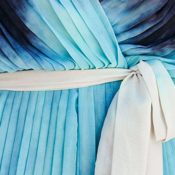 Make A Splash Pleated Romper - Picture 5 of 5